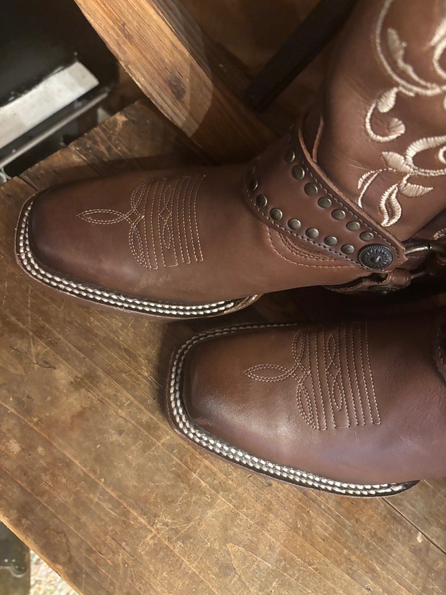 Brown Cowboy Boots Square Toe