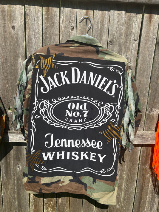 JACK DANIEL'S Camo Jacket - you can BUY or RENT !
